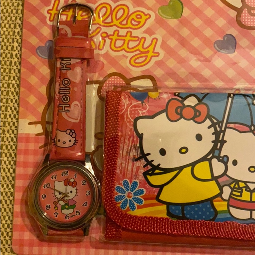 ON SALE!! Set of  Hello Kitty: watch and wallet